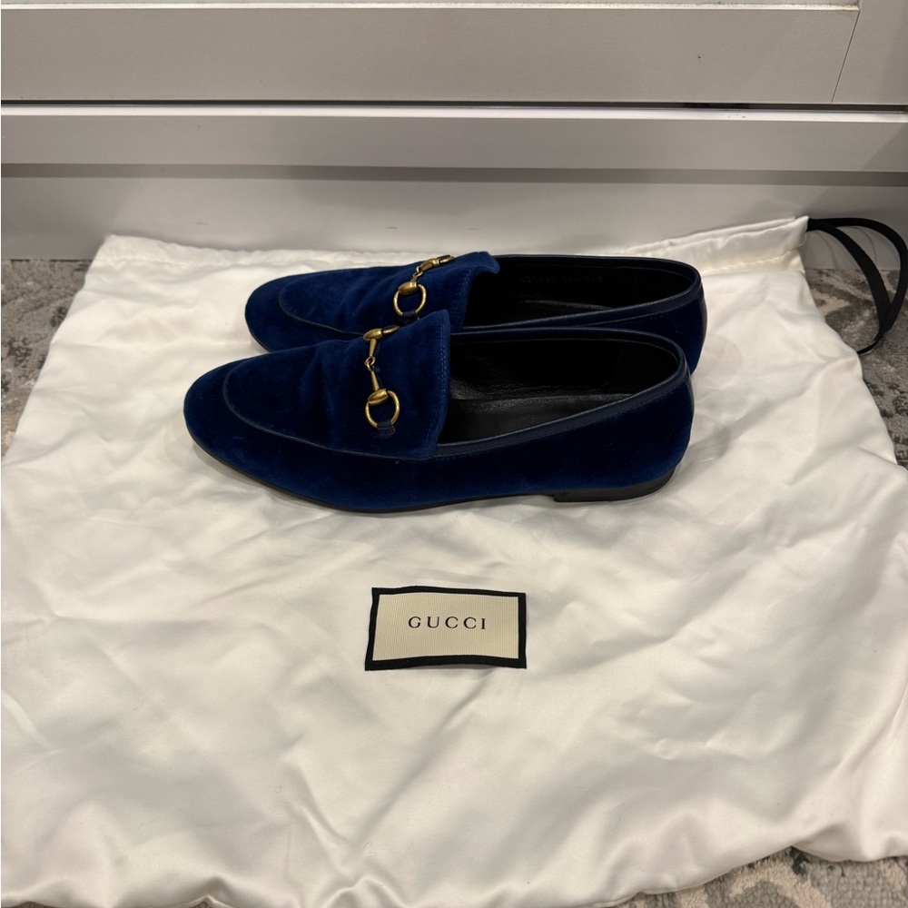 GUCCI Softy Velvet / Malaga Kid Cobalt Blue Agata Loafers Size 36½ – Pre-Loved